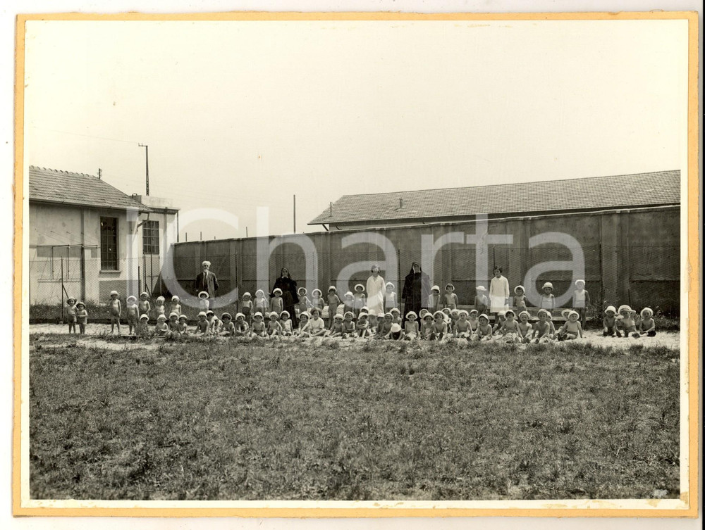 1930 ca MONZA Villaggio CEDERNA - L'asilo con le suore francescane *Foto ANIMATA