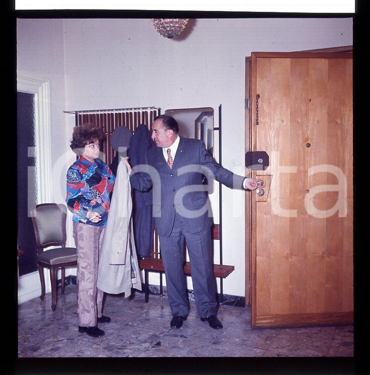 Fotografia d epoca originale 970ca Čestmír Vycpálek in casa Juventus DIAPOSITIVA ORIGINALE cm 6x6 1