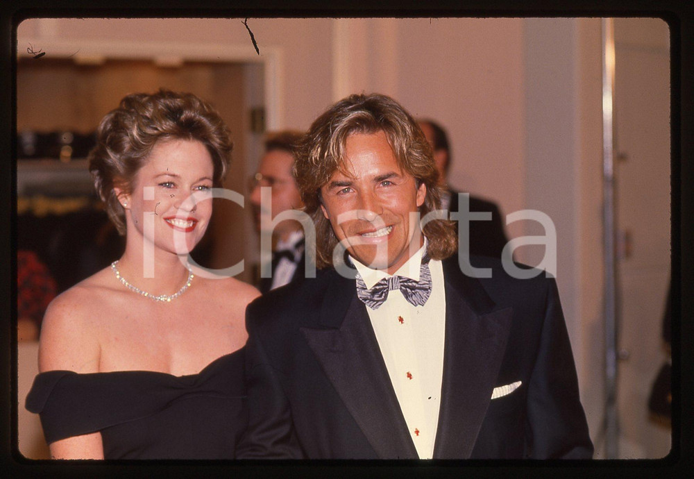 Fotografia d epoca originale 35mm vintage slide 1989 Golden Globe Award MELANIE GRIFFITH DON JOHNSON 1