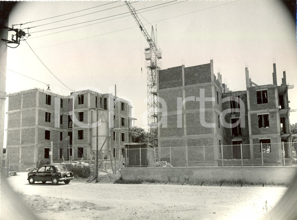 Fotografia d epoca originale 1955 ca VIGEVANO PV Costruzione edifici nel Quartiere PIETRASANA Foto 1