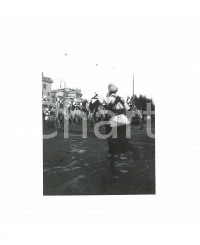 Fotografia d epoca originale 1937 ROMA Sfilata africani delle TRUPPE COLONIALI ITALIANE Foto 6,5 x 5 cm 1