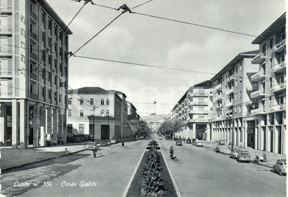 Cartolina originale da collezione 1945 ca CUNEO Veduta di corso GIOLITTI *Cartolina ANIMATA FG NV 1