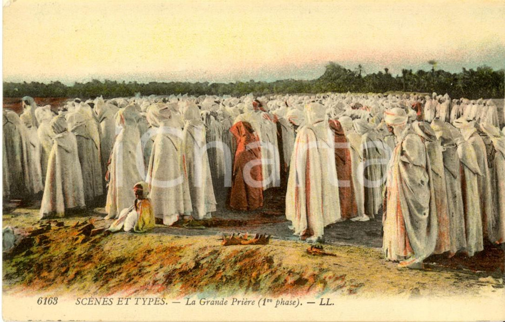 Cartolina originale da collezione 1910 ca TUNISI SCENES ET TYPES La Grande Prière Cartolina postale ANIMATA FP NV 1