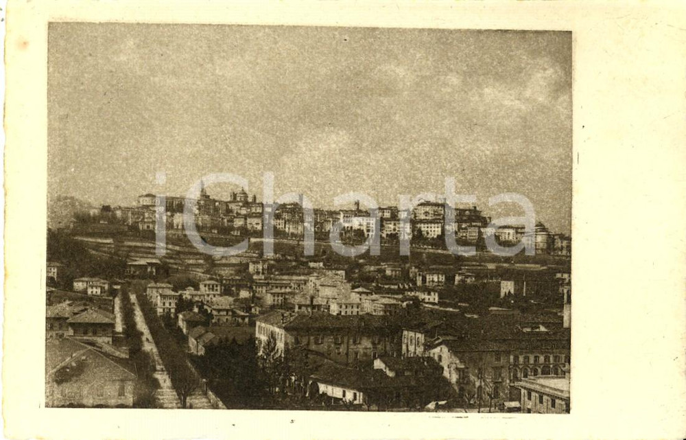 Cartolina originale da collezione 1910 ca BERGAMO Veduta panoramica della città alta Cartolina postale FP NV 1