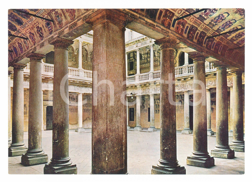 Cartolina originale da collezione 1965 ca PADOVA Università  - Cortile di Andrea MORONI *Cartolina postale FG NV 1