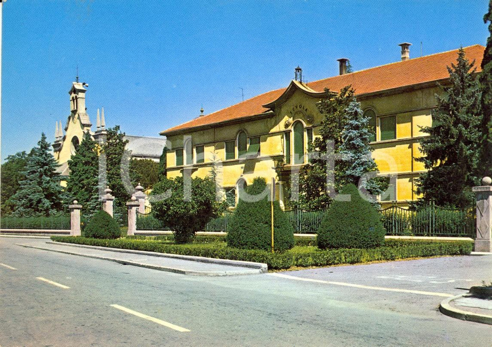 Cartolina originale da collezione 1973 DALMINE (BG) Prospetto delle Scuole Elementari *Cartolina postale FG VG 1