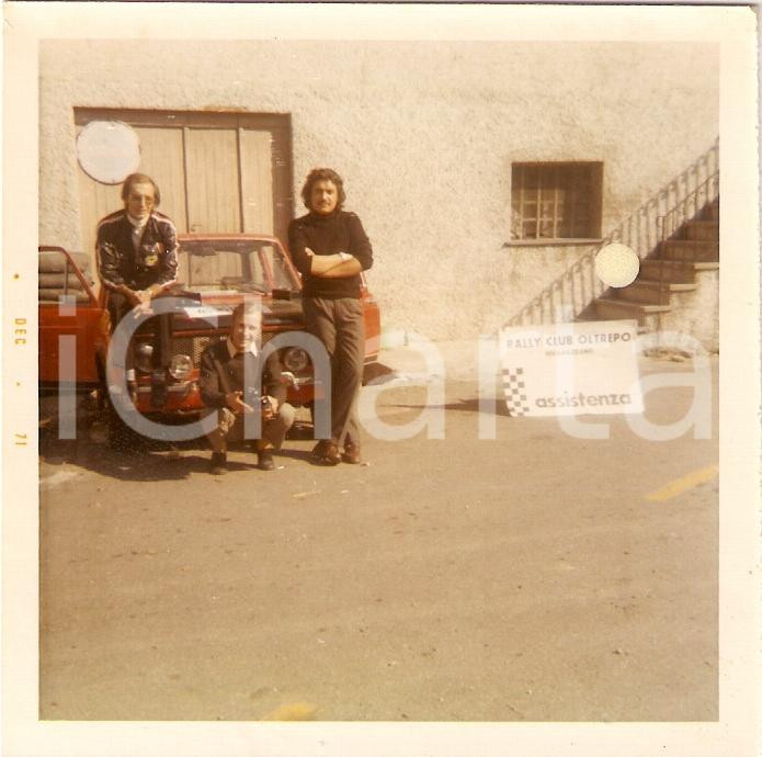 Fotografia d epoca originale 1971 RIVANAZZANO TERME PV Rally Club Oltrepò Servizio assistenza FIAT 128 Foto 1