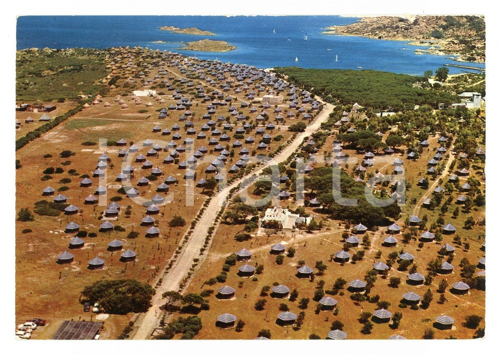 Cartolina originale da collezione 1970 CAPRERA (OT) Club MEDITERRANEE dall'alto *Cartolina VINTAGE FG VG 1
