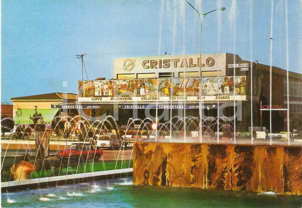 Cartolina originale da collezione 1970 LIDO DI CAMAIORE (LU) Pasticceria Cristallo e fontana luminosa Cartolina FG 1