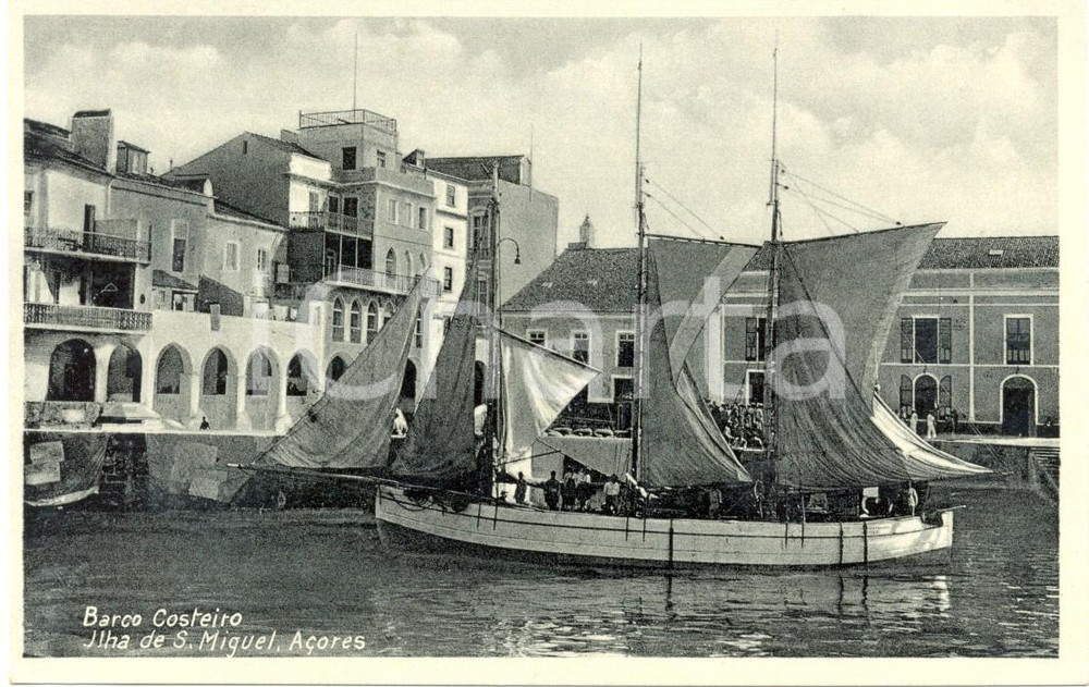 Cartolina originale da collezione 1950 ca SAO MIGUEL AZZORRE Barco costeiro Cartolina ANIMATA FP NV 1