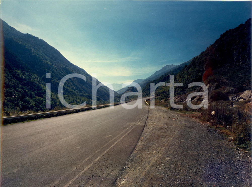 Fotografia d'epoca originale 1960 ca EXILLES (TO) Veduta del forte con alta VAL SUSA sullo sfondo *Foto HAUS 1
