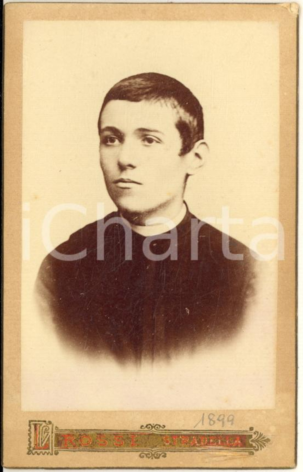 Fotografia d'epoca originale 1899 STRADELLA (PV) Ritratto di giovane seminarista - Fotografia L. ROSSI CDV 1