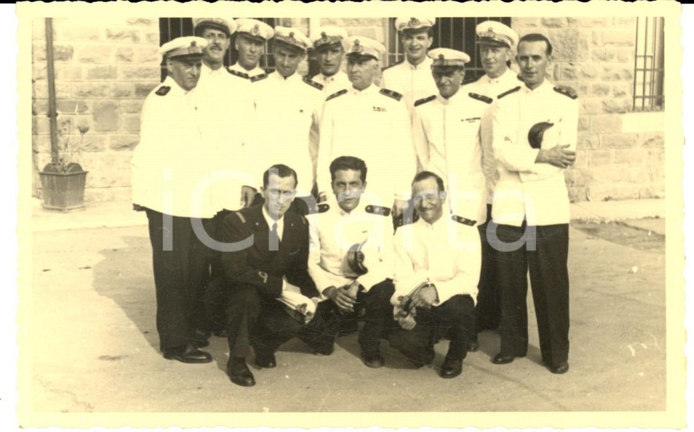 Fotografia d epoca originale 1940 ca TRIESTE Foto di gruppo ufficiali della REGIA MARINA 9 x 14 cm 1