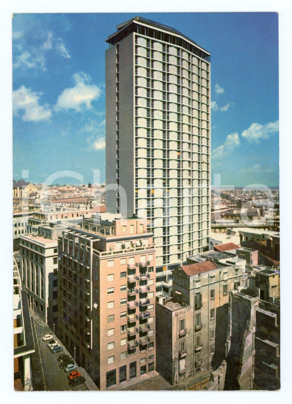 Cartolina originale da collezione 1970 ca NAPOLI Grattacielo Società Cattolica Assicurazione *Cartolina FG NV 1
