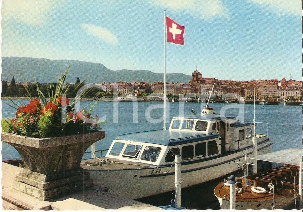 Cartolina originale da collezione 1975 ca GENEVE SUISSE Battello attraccato alla rada Cartolina FG VG 1