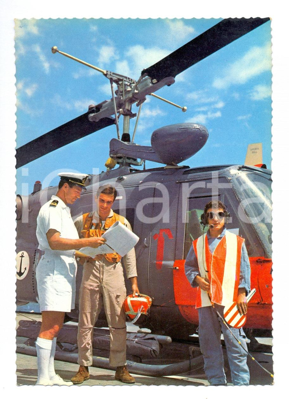 Cartolina originale da collezione 1980 ca MARINA MILITARE Personale elicotterista ponte di volo Cartolina FG NV 1