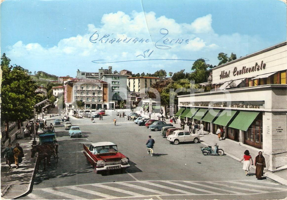 Cartolina originale da collezione 1959 CHIANCIANO TERME SI Cadillac davanti all Hotel CONTINENTAL Cartolina FG 1