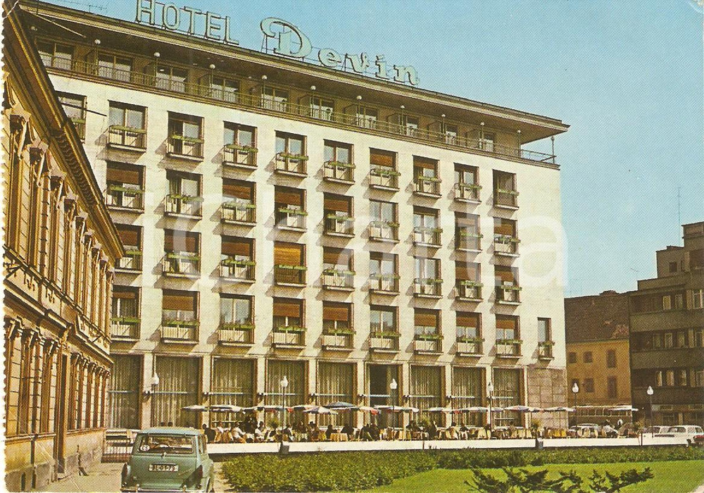 Cartolina originale da collezione 1968 BRATISLAVA SLOVACCHIA Veduta dell Hotel DEVIN Cartolina FG VG 1