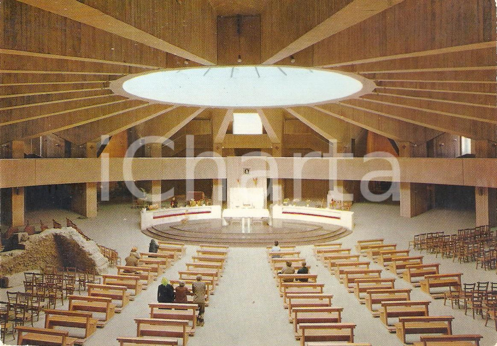 Cartolina originale da collezione 1985 ca SIRACUSA Fedeli al Santuario Madonna delle Lacrime Cartolina FG NV 1