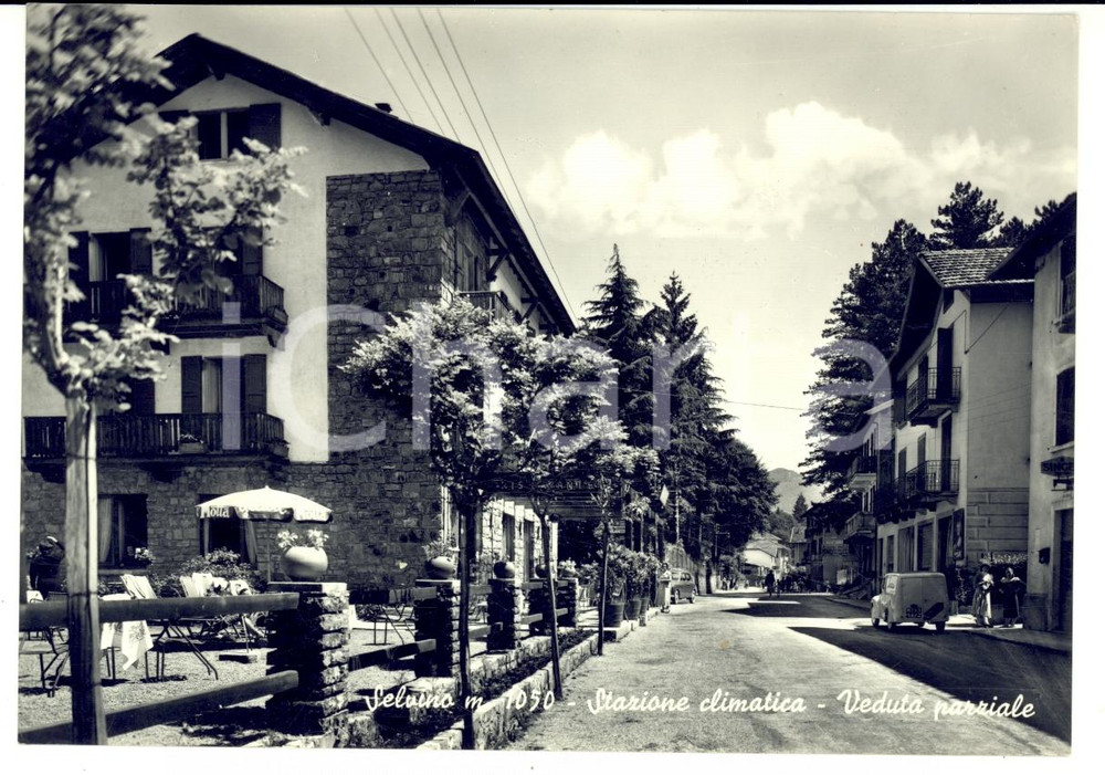 Cartolina originale da collezione 1958 SELVINO (BG) Veduta del paese con ristorante GELATI MOTTA *Cartolina FG VG 1