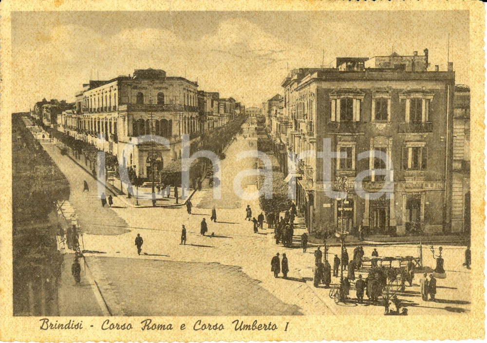 Cartolina originale da collezione 1942 BRINDISI Corso ROMA e corso UMBERTO I calzature CARAVAGLIO ANIMATA FG VG 1
