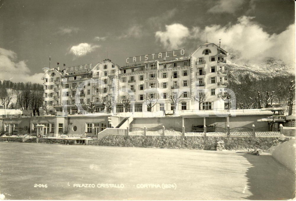 Cartolina originale da collezione 1951 CORTINA D'AMPEZZO (BL) Palazzo CRISTALLO con paesaggio innevato * FG VG 1