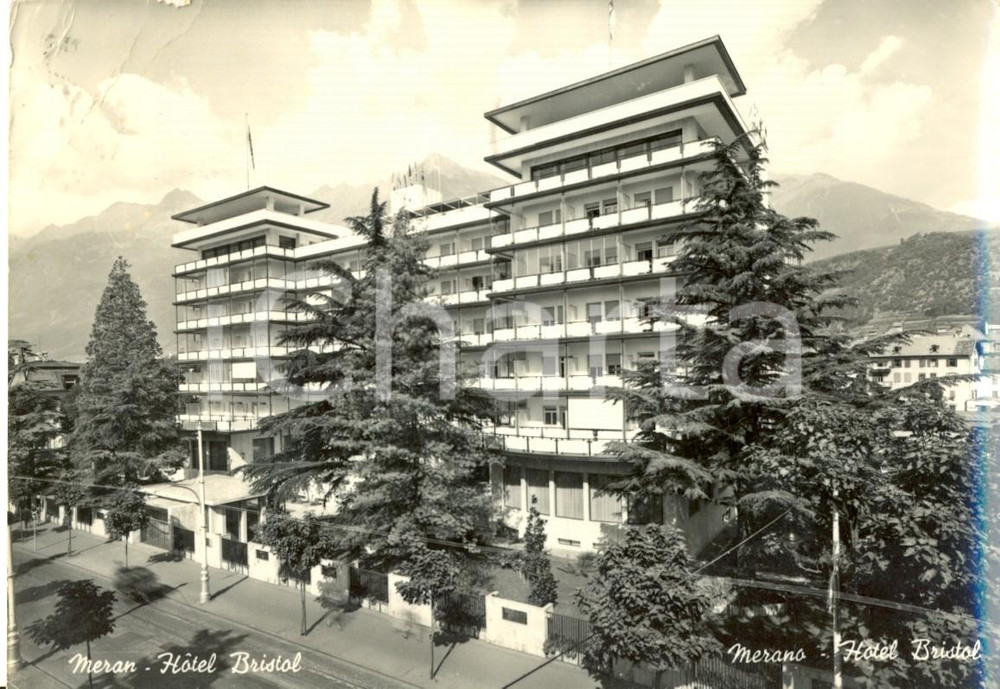 Cartolina originale da collezione 1960 MERANO BZ Veduta dell HOTEL BRISTOL Cartolina postale FG VG 1