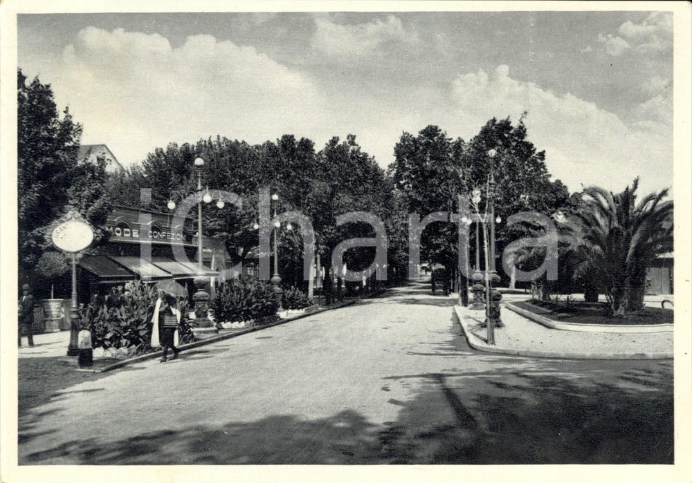 Cartolina originale da collezione 1950 ca SALSOMAGGIORE TERME PR Viale ROMAGNOSI  Mode confezioni ANIMATA 1