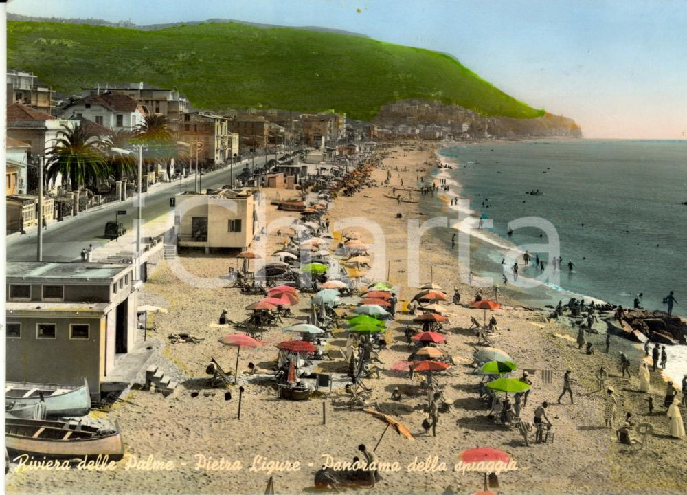 Cartolina originale da collezione 1959 PIETRA LIGURE SV  Riviera PALME Panorama spiaggia con bagnanti FG VG 1