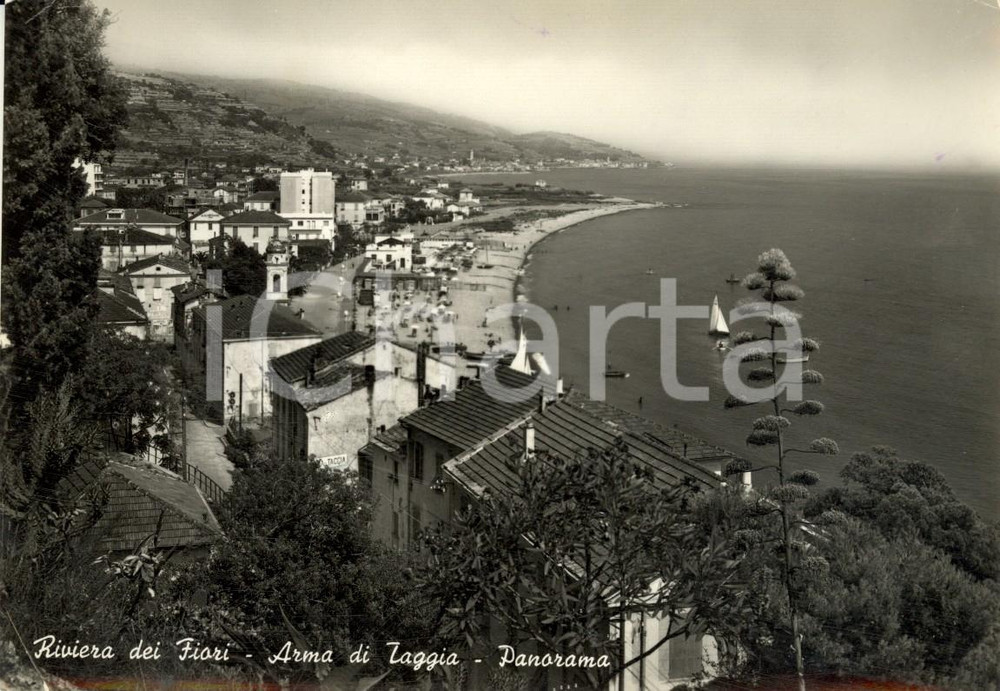 Cartolina originale da collezione 1954 TAGGIA IM Veduta panoramica paese e spiaggia Cartolina postale FG VG 1