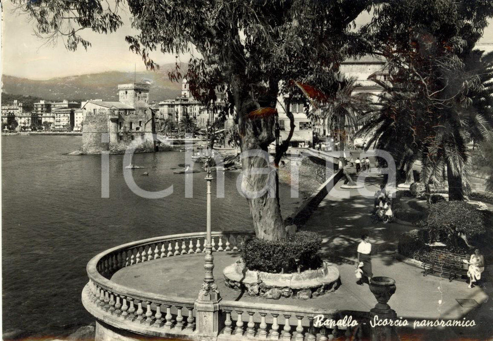 Cartolina originale da collezione 1954 RAPALLO GE Scorcio panoramico del lungomare Cartolina ANIMATA FG VG 1