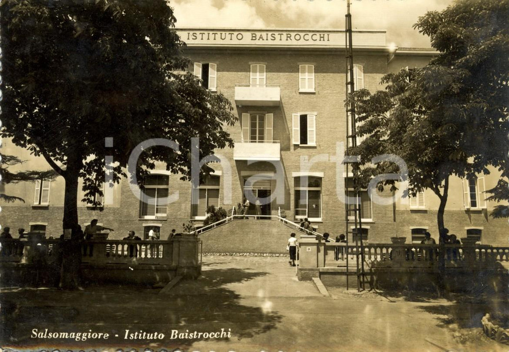 Cartolina originale da collezione 1955 SALSOMAGGIORE TERME PR Veduta Istituto Termale BAISTROCCHI Animata FG VG 1