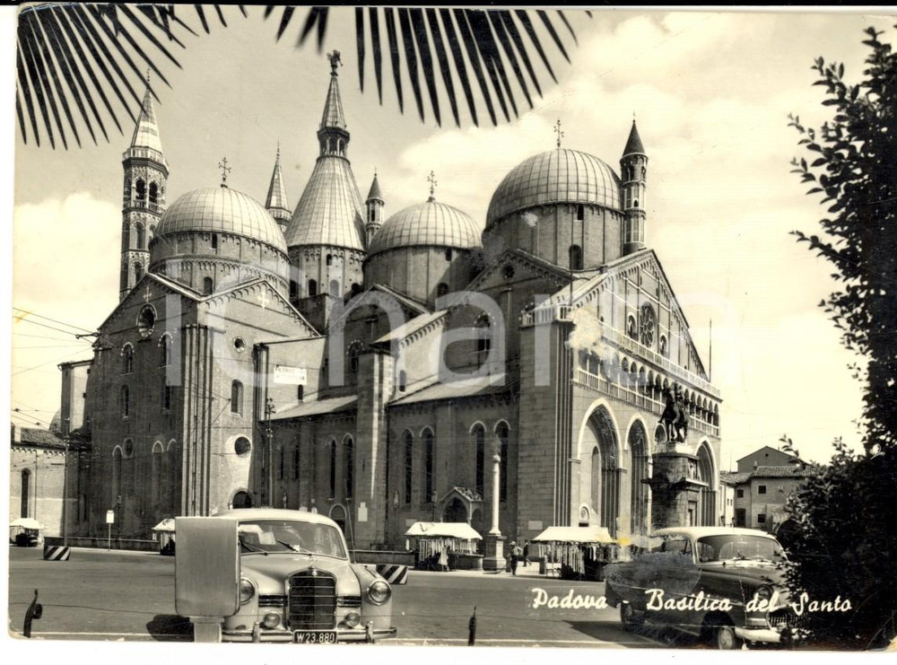 Cartolina originale da collezione 1960 PADOVA Basilica del Santo Cartolina postale animata con auto FG VG 1
