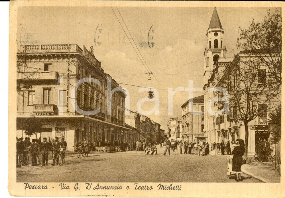 Cartolina originale da collezione 1955 PESCARA Via D ANNUNZIO e teatro MICHETTI Cartolina ANIMATISSIMA CaffÃ¨ HAG 1