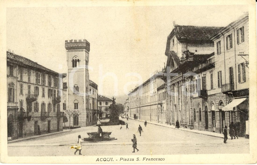 Cartolina originale da collezione 1926 ACQUI TERME (AL) Piazza SAN FRANCESCO con fontana *Cartolina ANIMATA FP VG 1