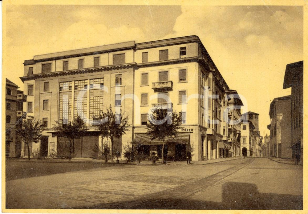 Cartolina originale da collezione 1949 UDINE Veduta palazzo Cinema ODEON *Cartolina postale ANIMATA FG VG 1