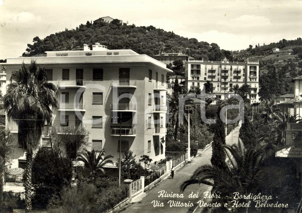 Cartolina originale da collezione 1955 BORDIGHERA IM Via VITTORIO VENETO e Hotel BELVEDERE Cartolina FG VG 1