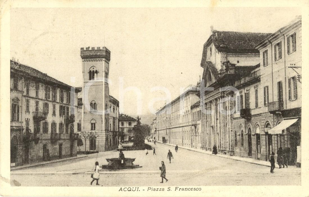Cartolina originale da collezione 1926 ACQUI TERME AL Veduta Piazza SAN FRANCESCO con passanti Cartolina FP VG 1