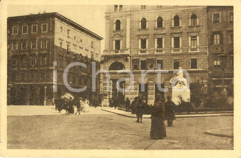 Cartolina originale da collezione 1930 ca TRIESTE Monumento a Giuseppe VERDI in Piazza SAN GIOVANNI Cartolina NV 1