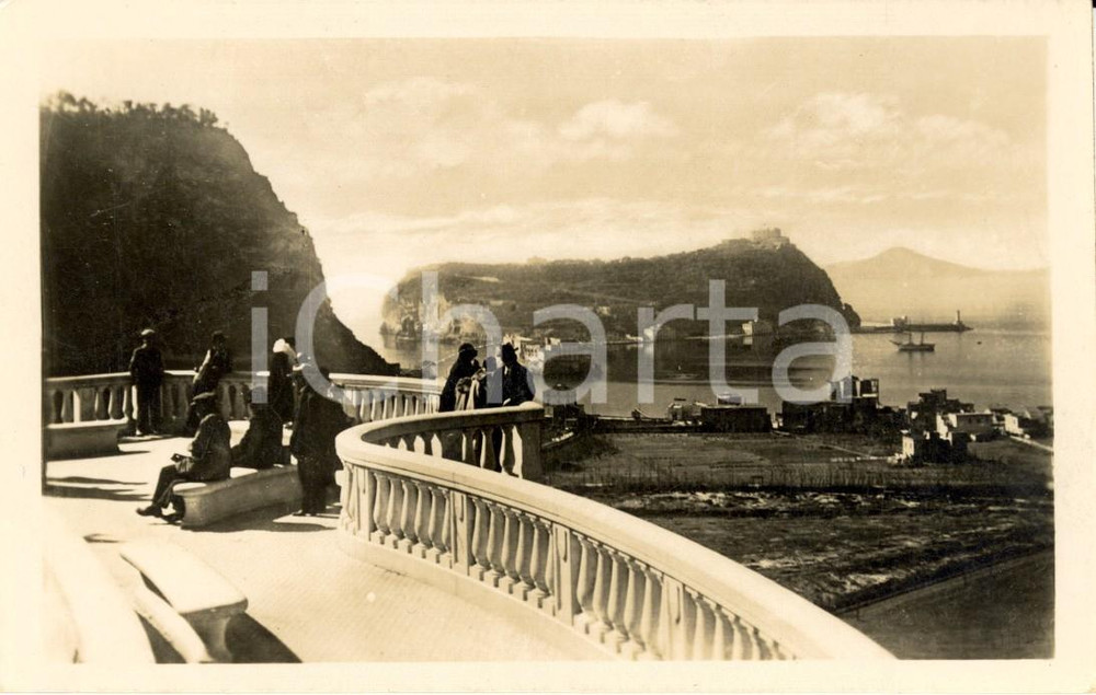Cartolina originale da collezione 1930 ca NAPOLI Isola NISIDA dalla rotonda di POSILLIPO *Cartolina ANIMATA  FP NV 1