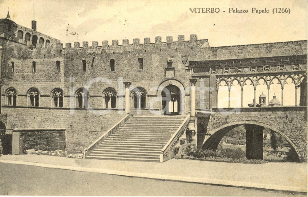 Cartolina originale da collezione 1940 ca VITERBO Veduta del palazzo PAPALE con scalinata Cartolina FP VG 1