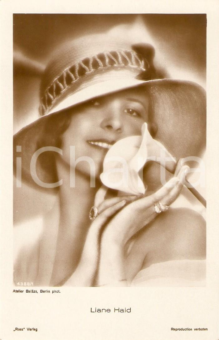 Cartolina originale da collezione 1925 ca CINEMA Attrice Liane HAID annusa una calla *Cartolina FP NV 1