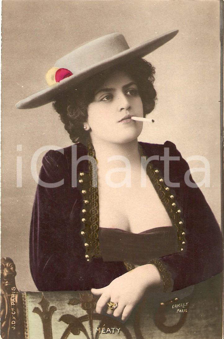 Cartolina originale da collezione 1900 ca TEATRO Attrice MEATY fuma sigaretta *Cartolina FP NV 1