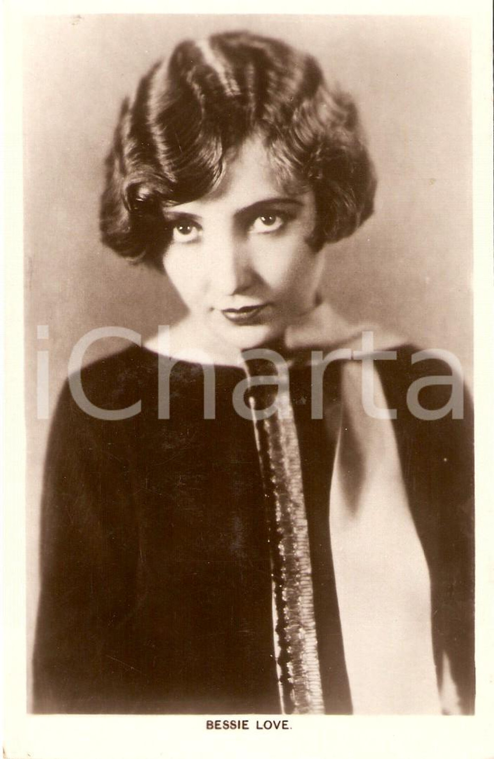 Cartolina originale da collezione 1930 ca CINEMA Actress Bessie LOVE Portrait *Cartolina FP NV 1