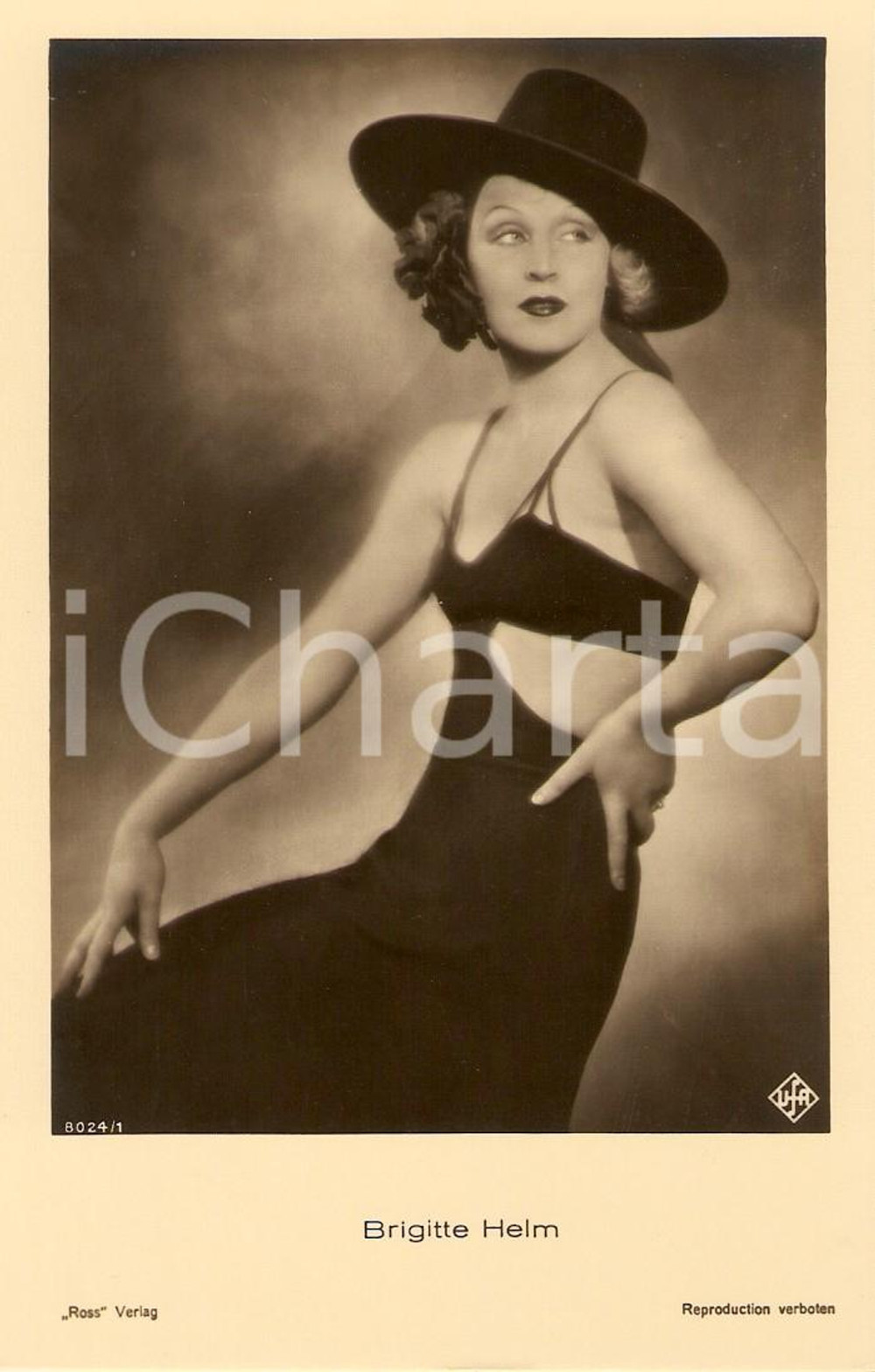 Cartolina originale da collezione 1930 ca CINEMA Actress Brigitte HELM wears a hat *Cartolina FP NV 1