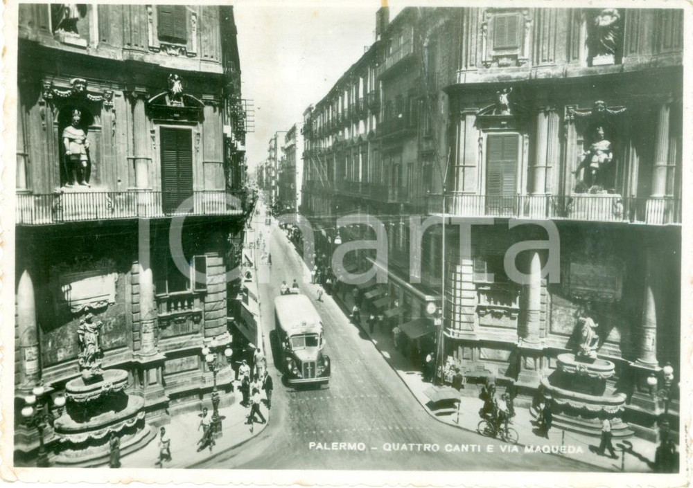 Cartolina originale da collezione 1955 ca PALERMO Autocorriera in Via MAQUEDA Quattro Canti *Cartolina FG VG 1