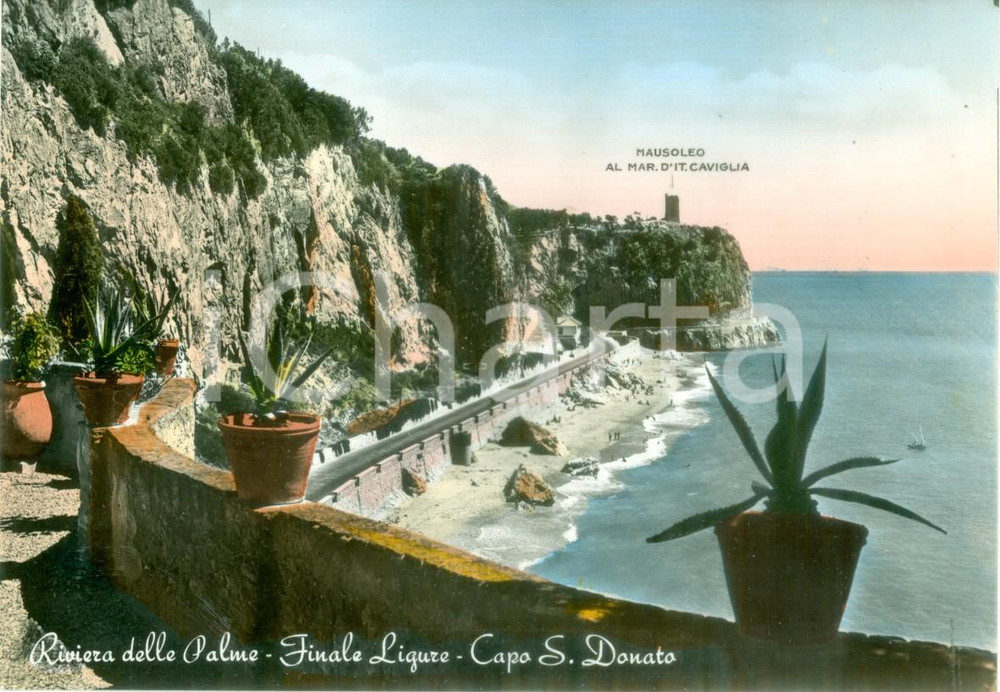 Cartolina originale da collezione 1953 FINALE LIGURE (SV) Capo SAN DONATO e Monumento Marinai *Cartolina FG VG 1