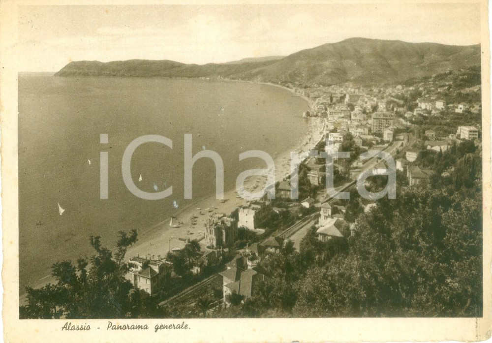 Cartolina originale da collezione 1937 ALASSIO (SV) Panorama generale della spiaggia *Cartolina FG VG 1