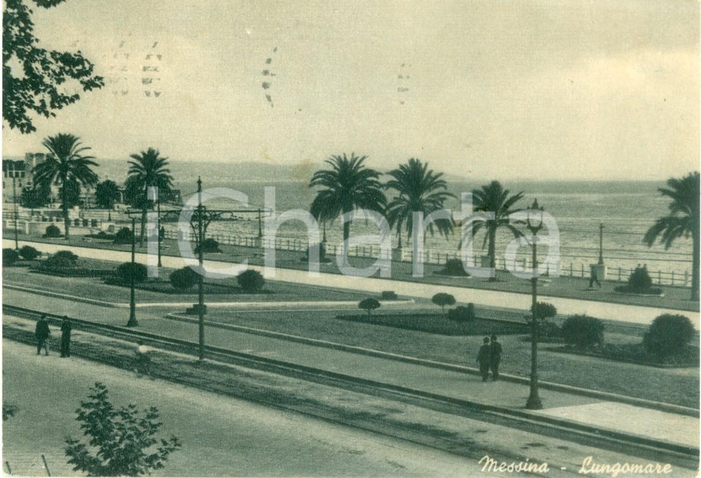 Cartolina originale da collezione 1954 MESSINA Veduta del Lungomare con passanti Cartolina FG VG 1
