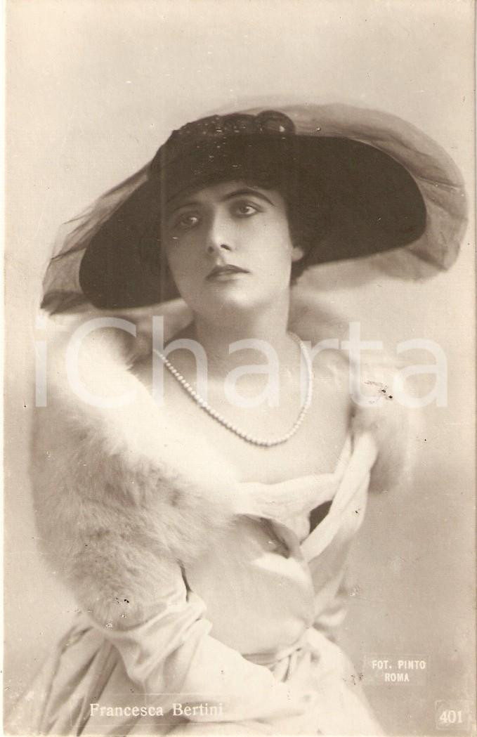 Cartolina originale da collezione 1925 ca CINEMA Francesca BERTINI con collo di pelliccia Cartolina FP 1